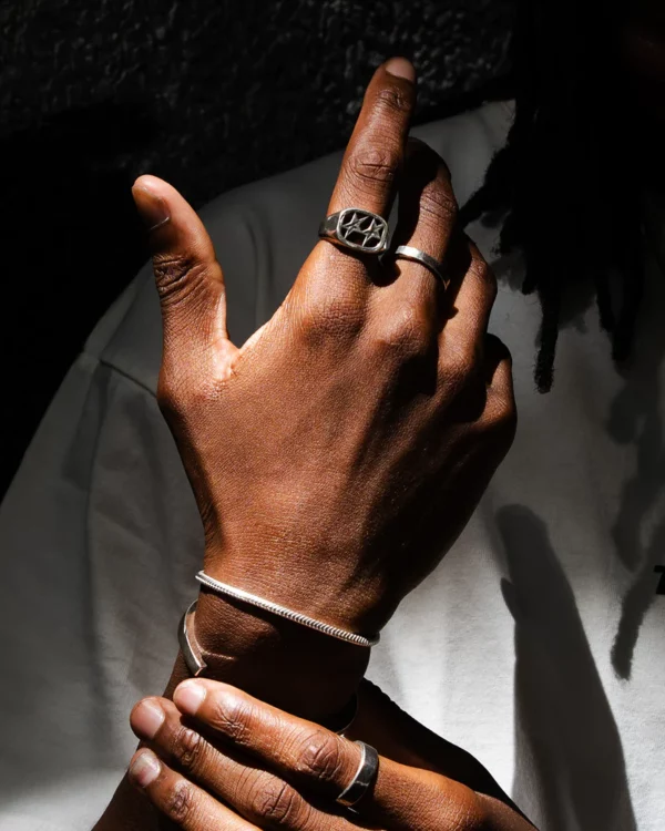 Twojeys Framed Ring