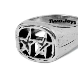 Alternative view of Twojeys Framed Ring