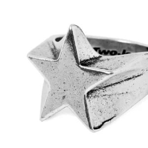 Alternative view of Twojeys Shooting Star Ring